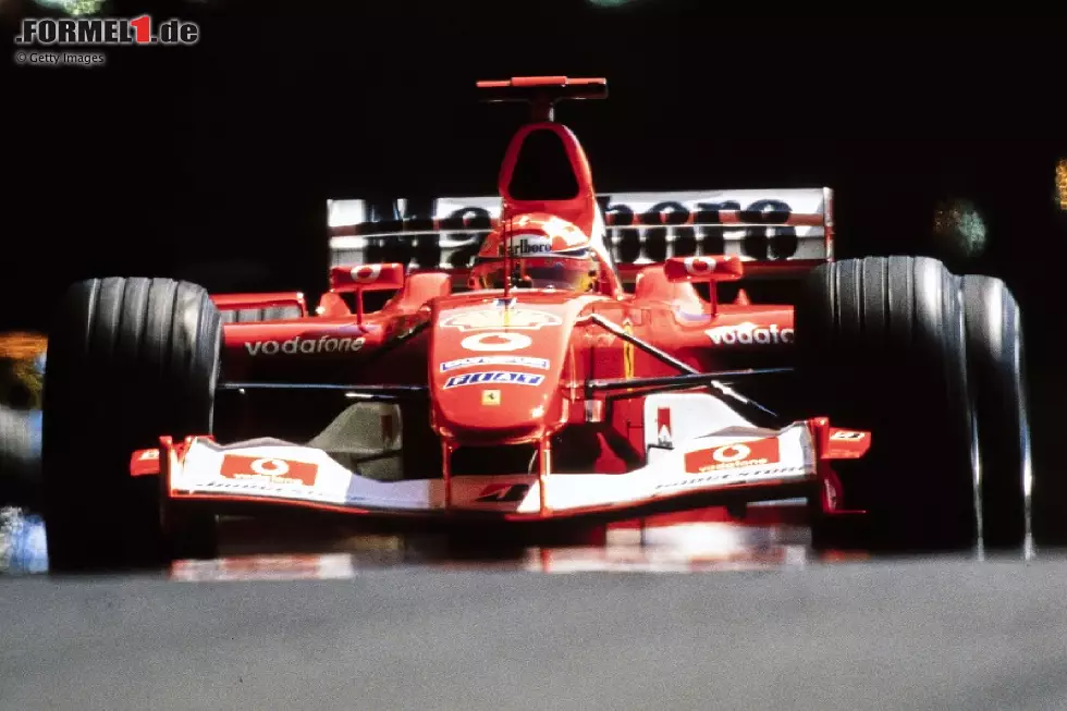 Michael Schumacher im Ferrari F2001 auf dem Weg zum Sieg beim Formel-1-Rennen in Monaco 2001 Foto zur News: Michael Schumacher im Ferrari F2001 auf dem Weg zum Sieg beim Formel-1-Rennen in Monaco 2001
