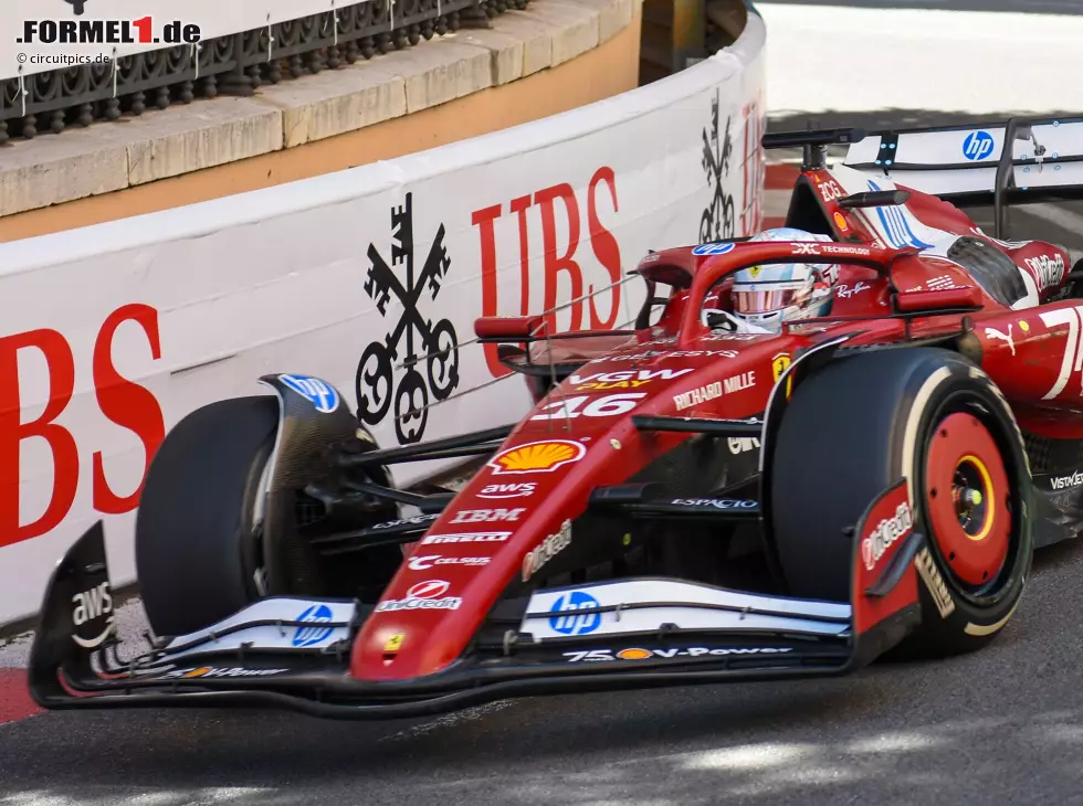 Foto zur News: Charles Leclerc (Ferrari SF-25) beim Formel-1-Rennen in Monaco 2025