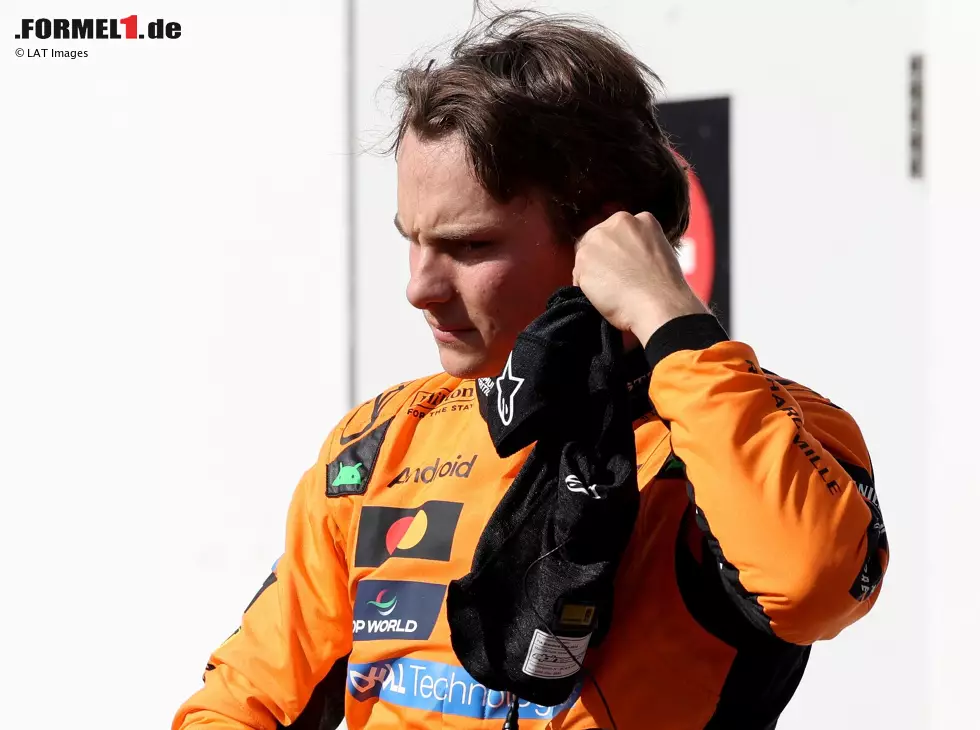 Oscar Piastri (McLaren) nach dem Formel-1-Qualifying in Kanada 2025 Foto zur News: Oscar Piastri (McLaren) nach dem Formel-1-Qualifying in Kanada 2025