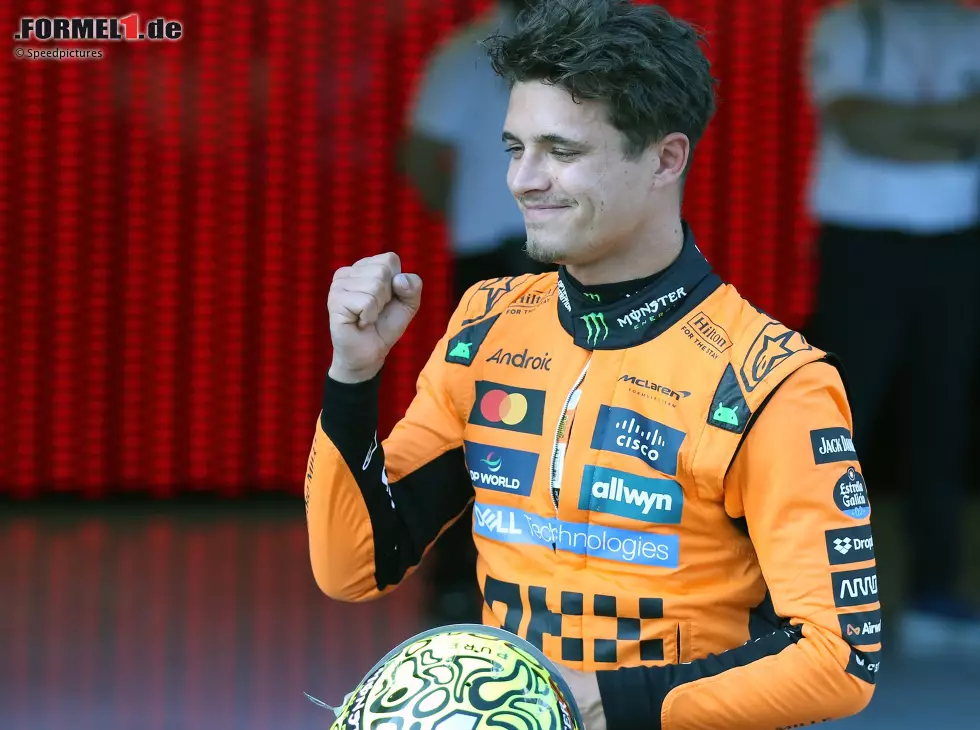 Foto zur News: Lando Norris (McLaren) nach dem Qualifying zum Formel-1-Rennen in Österreich 2025