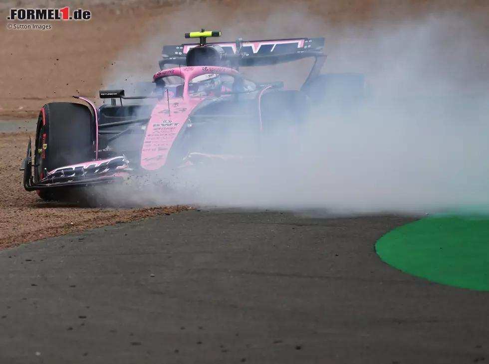 Franco Colapinto dreht sich weg im Formel-1-Qualifying in Silverstone 2025 Foto zur News: Franco Colapinto dreht sich weg im Formel-1-Qualifying in Silverstone 2025
