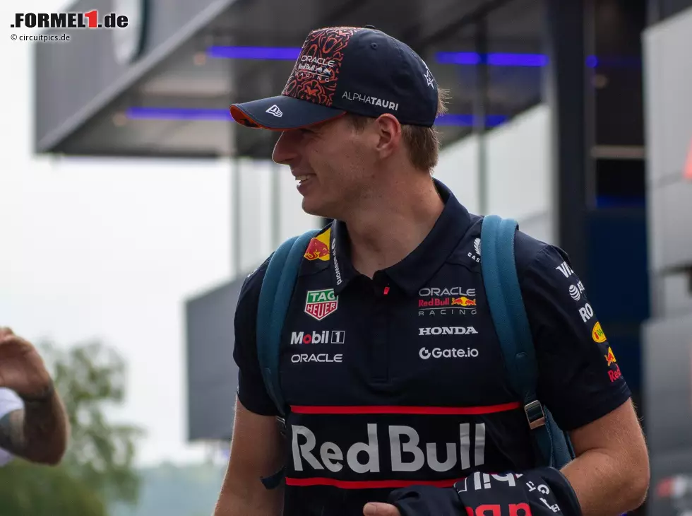 Foto zur News: Max Verstappen (Red Bull) vor dem Formel-1-Rennen in Belgien 2025