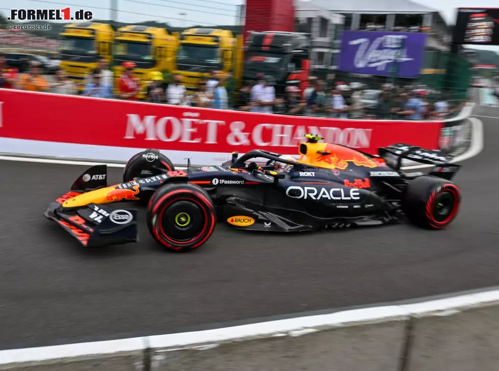 Yuki Tsunoda (Red Bull RB21) beim Formel-1-Rennen in Belgien 2025 Foto zur News: Yuki Tsunoda (Red Bull RB21) beim Formel-1-Rennen in Belgien 2025