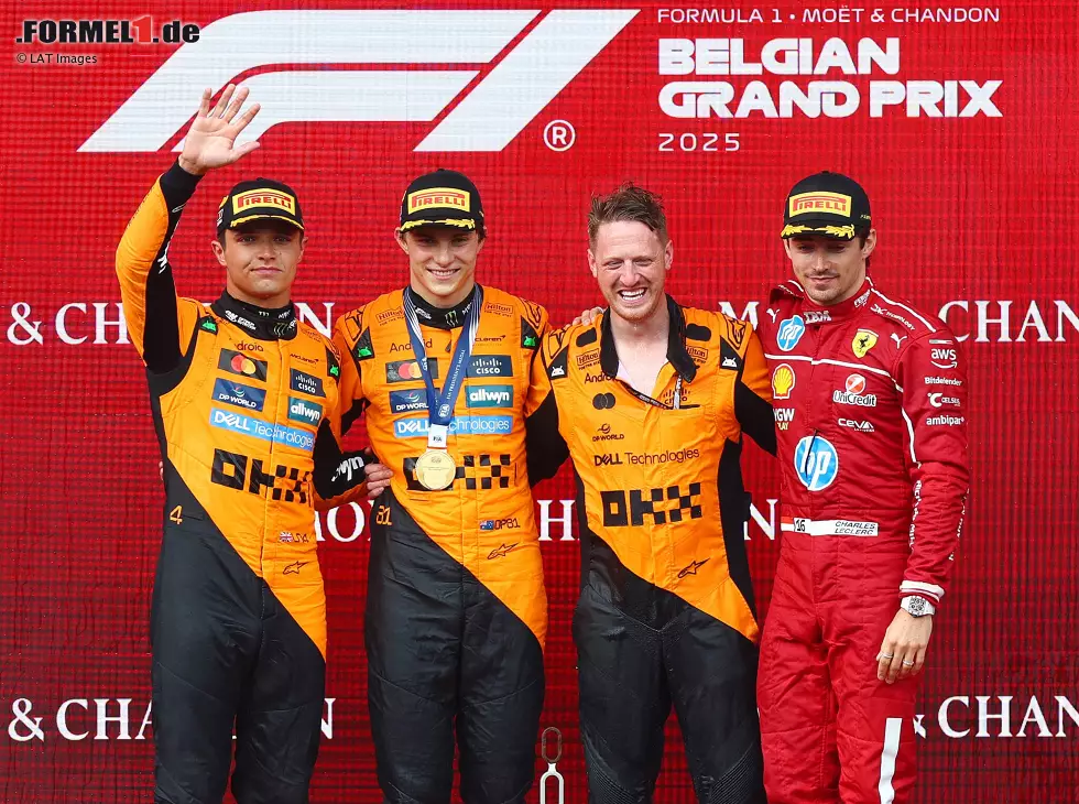Oscar Piastri, Lando Norris, Charles Leclerc Foto zur News: Oscar Piastri, Lando Norris, Charles Leclerc