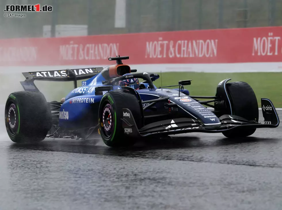 Foto zur News: Alexander Albon (Williams FW47) beim Formel-1-Rennen in Belgien 2025