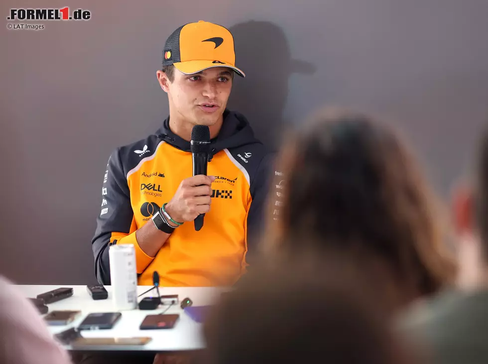 Lando Norris hat sich noch einmal zum Piastri-Manöver in Spa geäußert Foto zur News: Lando Norris hat sich noch einmal zum Piastri-Manöver in Spa geäußert