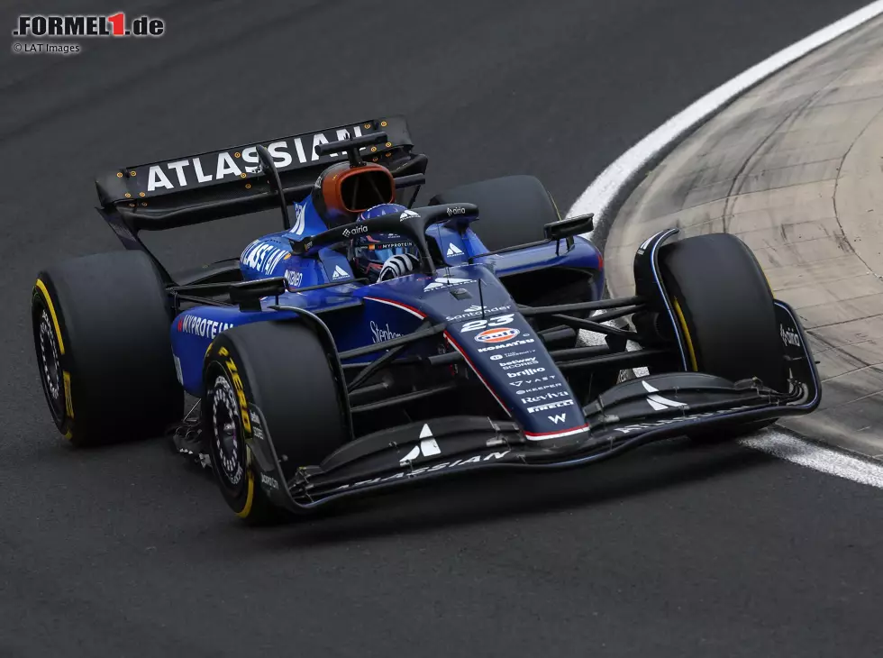 Foto zur News: Alexander Albon im Williams FW47 in Ungarn 2025