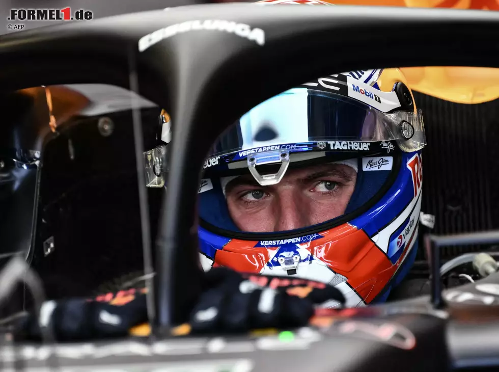 Foto zur News: Max Verstappen (Red Bull RB21) beim Formel-1-Rennen in Monza 2025