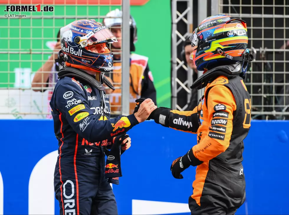 Foto zur News: Oscar Piastri, Max Verstappen