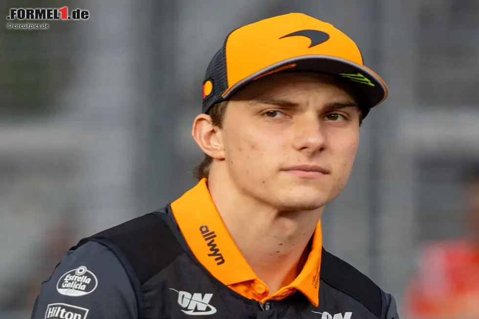 Foto zur News: Oscar Piastri beim Formel-1-Rennen in Singapur 2025