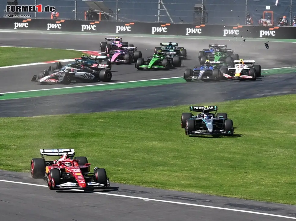 Foto zur News: Lando Norris, Lewis Hamilton, Charles Leclerc