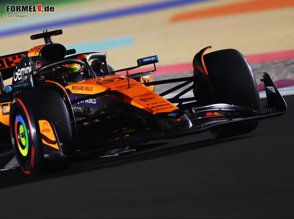 Foto zur News: Oscar Piastri im Qualifying zum Grand Prix von Katar 2025