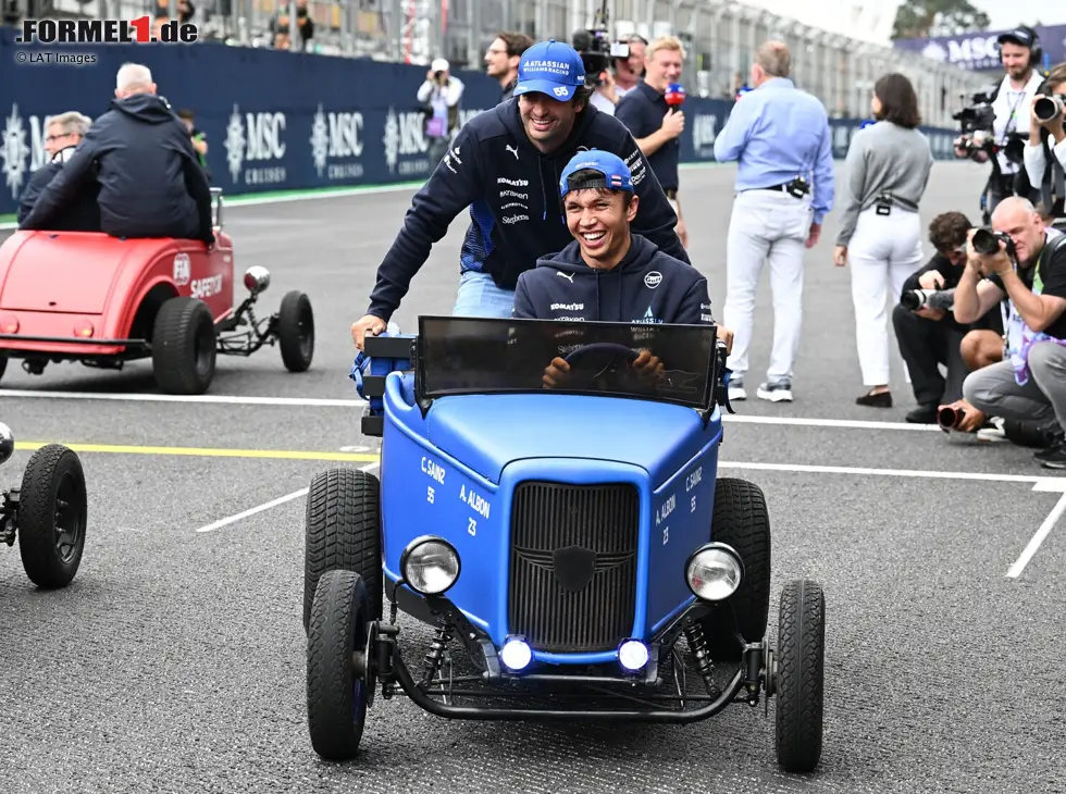 Foto zur News: Alexander Albon, Carlos Sainz