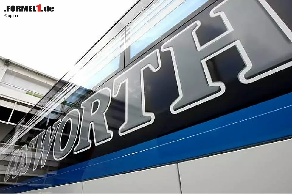 Foto zur News: Cosworth-Truck