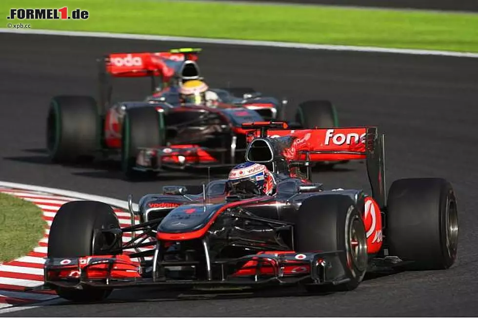 Foto zur News: Jenson Button, Lewis Hamilton