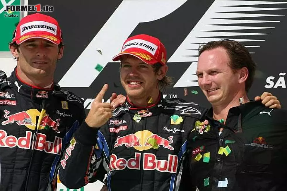 Foto zur News: Christian Horner (Teamchef), Sebastian Vettel, Mark Webber