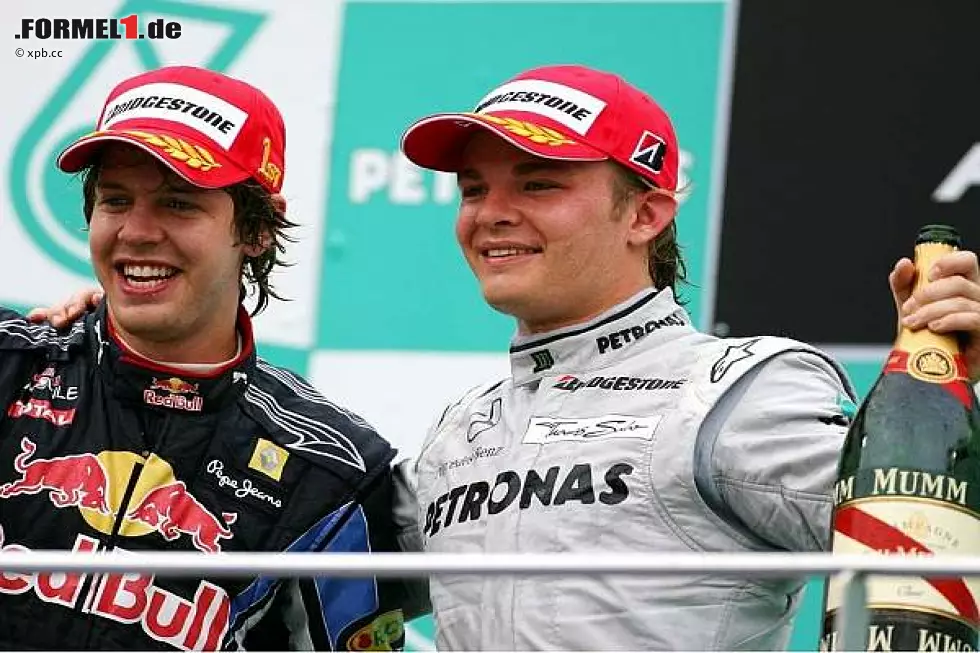 Foto zur News: Nico Rosberg, Sebastian Vettel