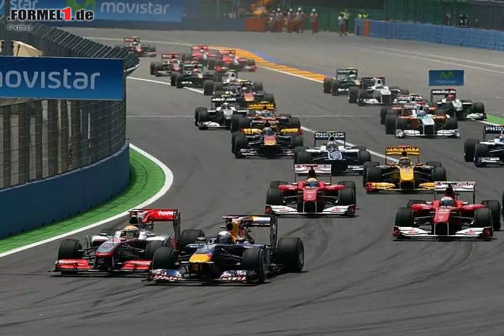 Foto zur News: Sebastian Vettel, Lewis Hamilton