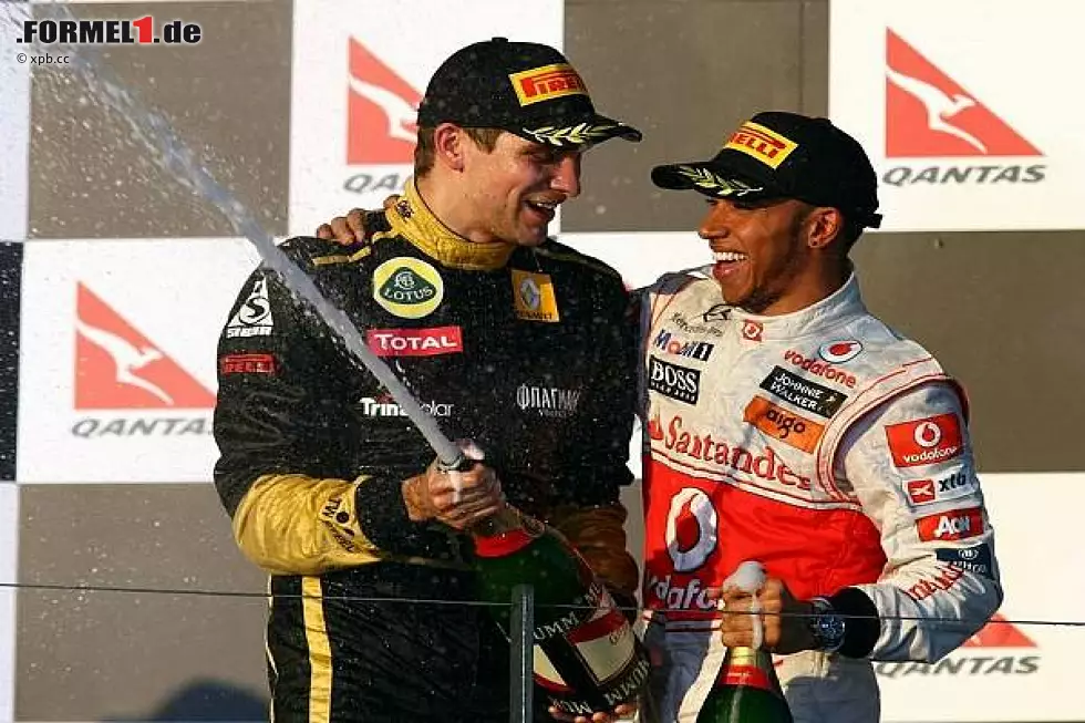 Foto zur News: Witali Petrow, Lewis Hamilton