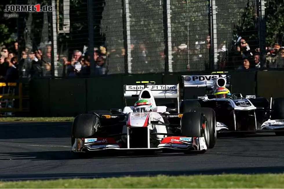 Foto zur News: Sergio Perez vor Pastor Maldonado