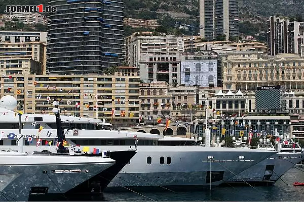 Foto zur News: Jachten am Hafen von Monte Carlo