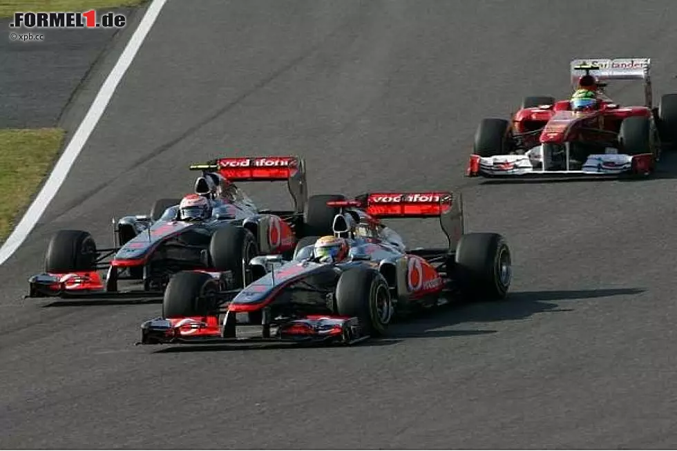 Foto zur News: Lewis Hamilton, Jenson Button