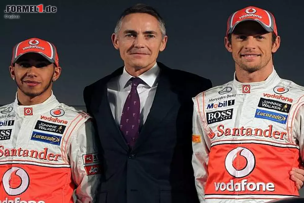 Foto zur News: Jenson Button, Martin Whitmarsh (Teamchef), Lewis Hamilton