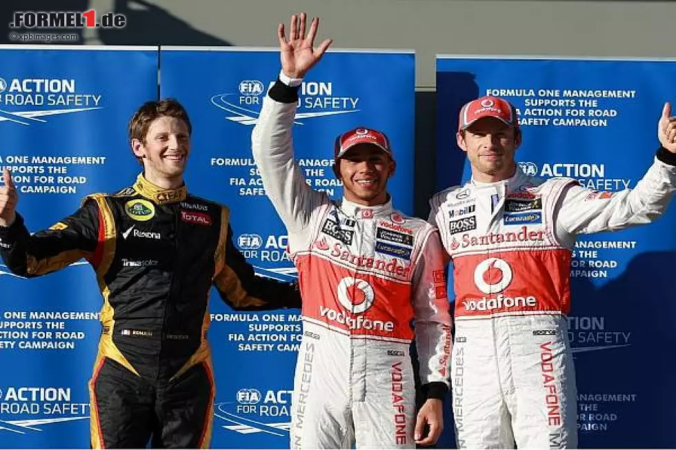 Foto zur News: Romain Grosjean, Lewis Hamilton, Jenson Button
