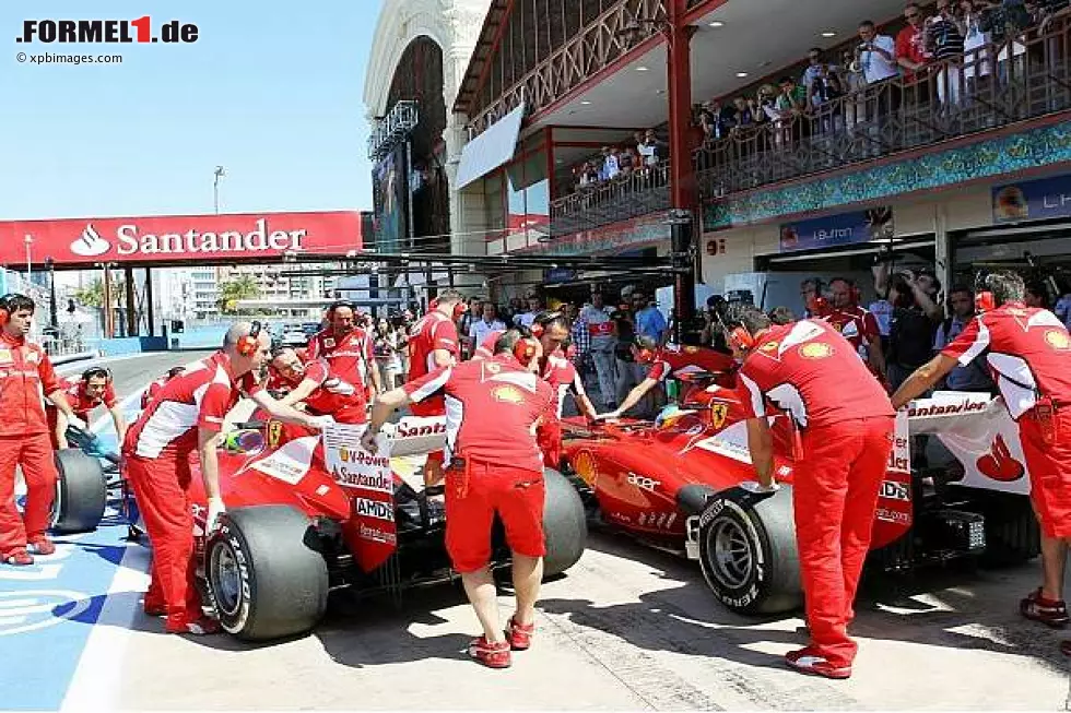 Foto zur News: Fernando Alonso, Felipe Massa