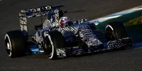 Foto zur Video: Die ersten Runden des Red-Bull-Renault RB11