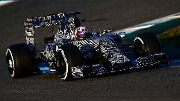 Die ersten Runden des Red-Bull-Renault RB11 Die ersten Runden des Red-Bull-Renault RB11