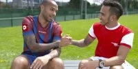 Foto zur Video: Lewis Hamilton und Thierry Henry über Teamsport