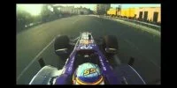 Foto zur Video: Red-Bull-Showrun: Carlos Sainz gibt in Peru Gas
