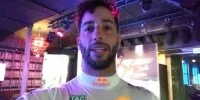 Foto zur Video: Daniel Ricciardo: Im Rennanzug im Nachtclub