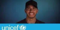 Foto zur Video: Lewis Hamilton: "Möchte wie mein Vater sein"