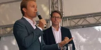 Foto zur Video: Nico Rosberg VLog: Verkehrsminister für einen Tag
