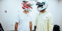 Foto zur Video: Helmtausch zwischen Hamilton &amp; Vettel