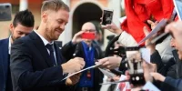 Foto zur Video: Ferrari-Launch: Interview Sebastian Vettel (deutsch)